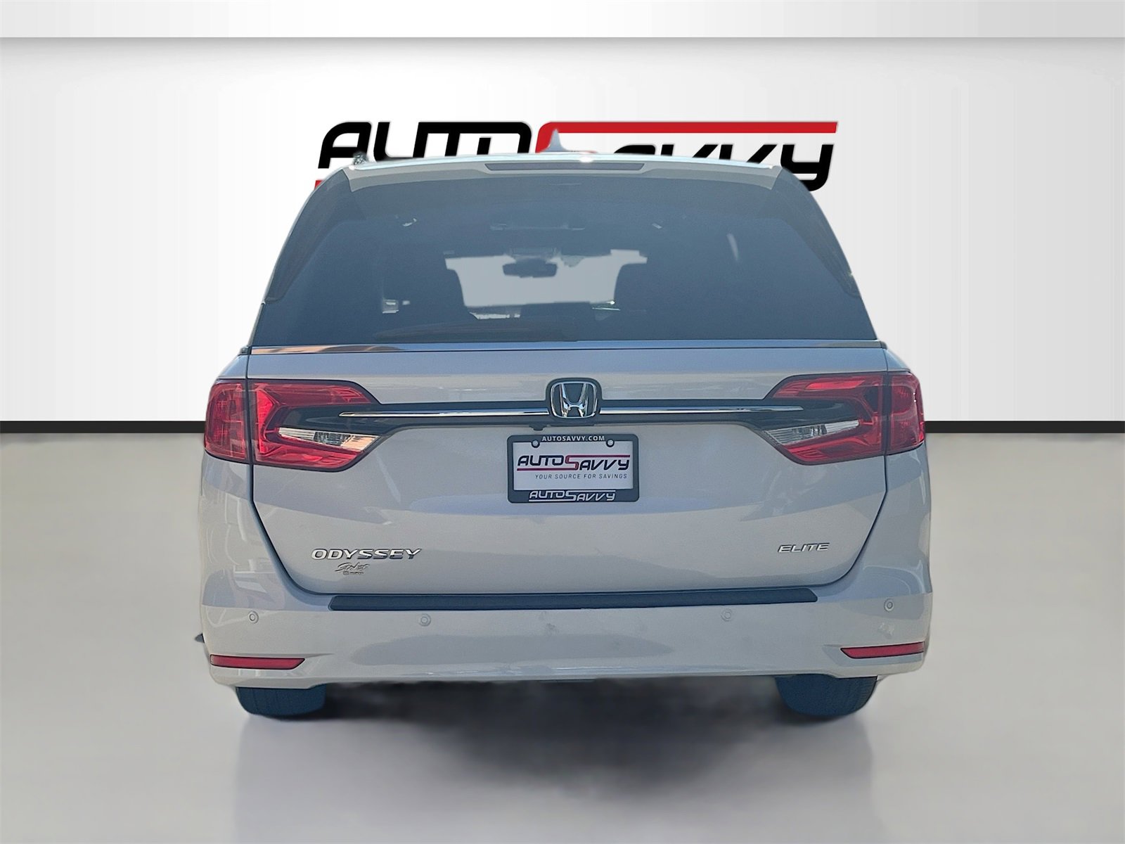 Used 2023 Honda Odyssey Elite image 6