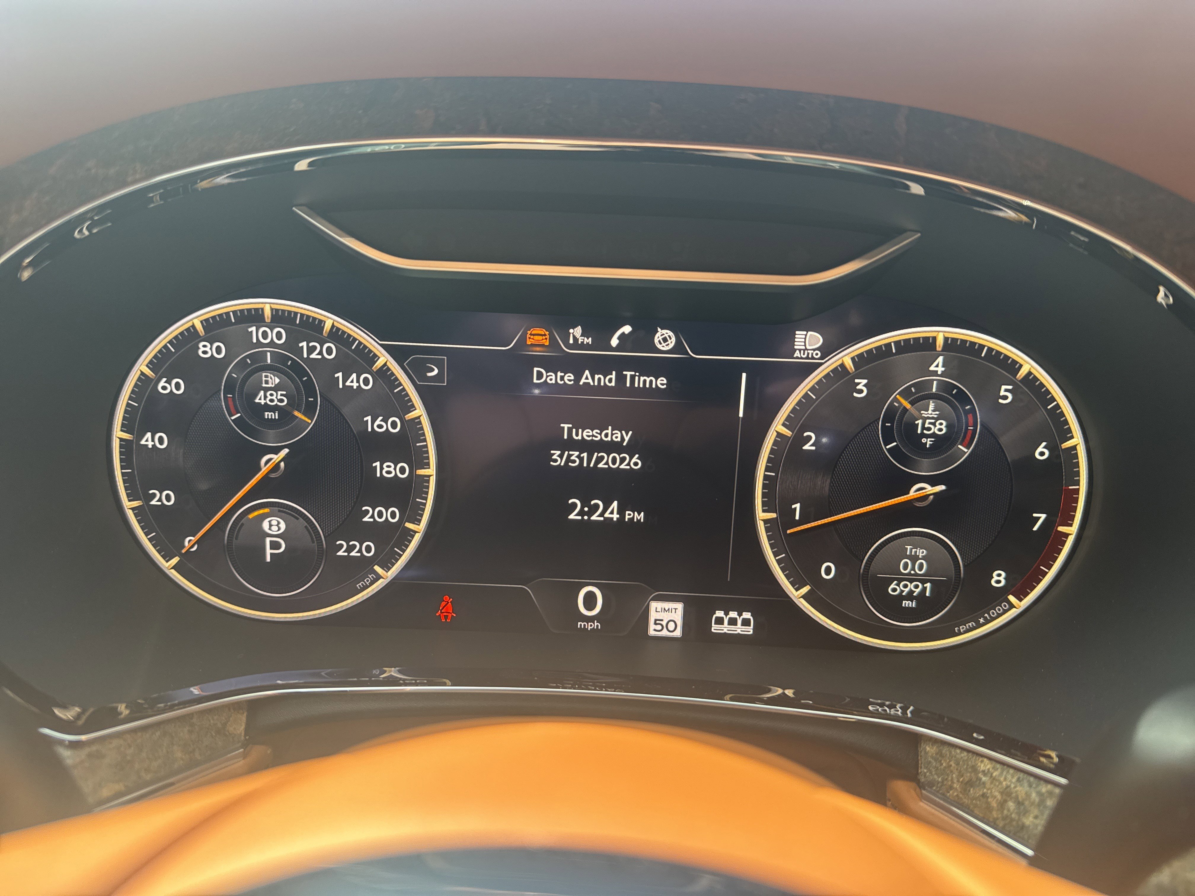 Used 2022 Bentley Flying Spur V8 image 20