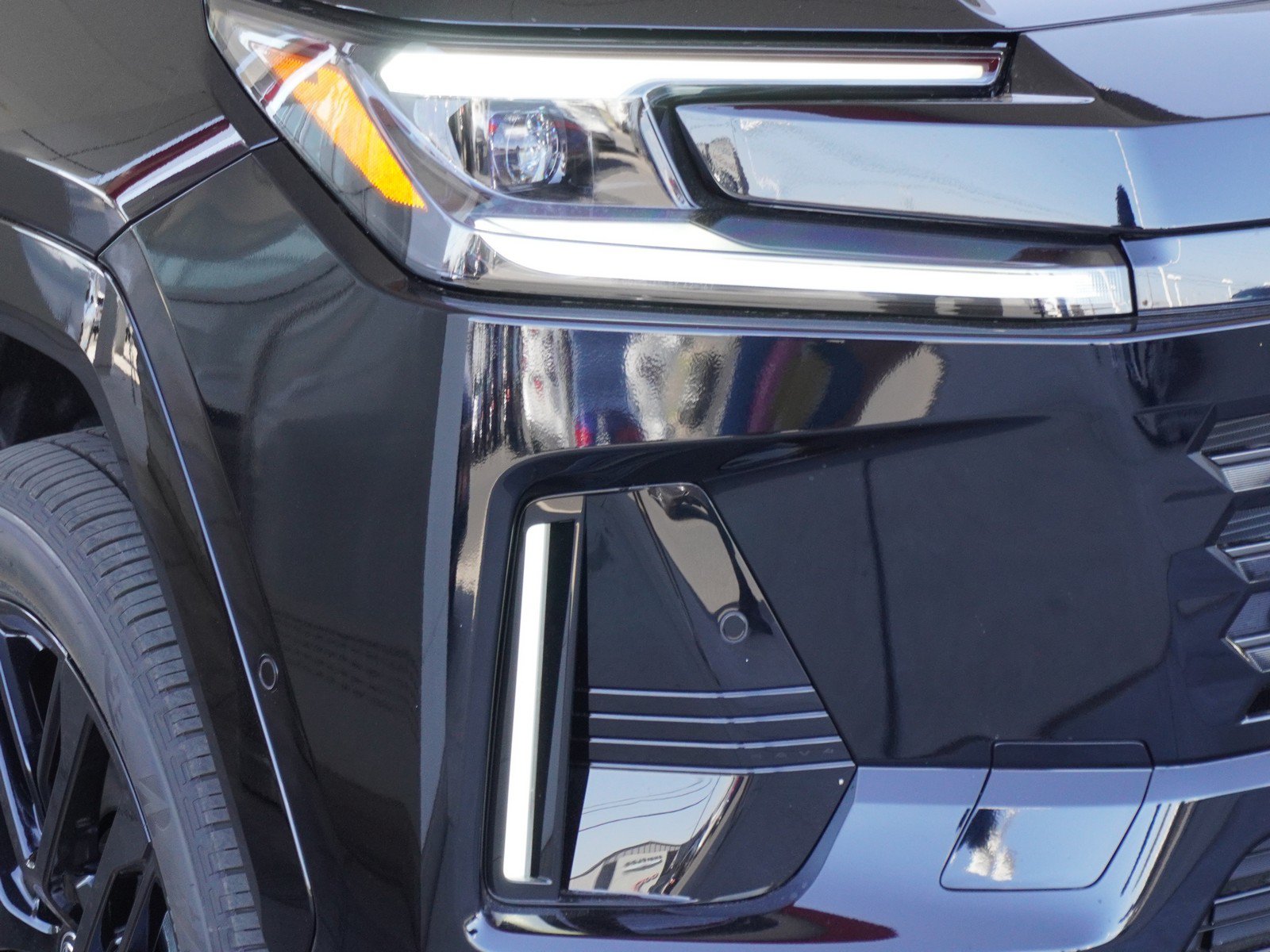 New 2026 Toyota RAV4 XSE w/ Panoramic Sun Roof Package AWD/4WD image 3