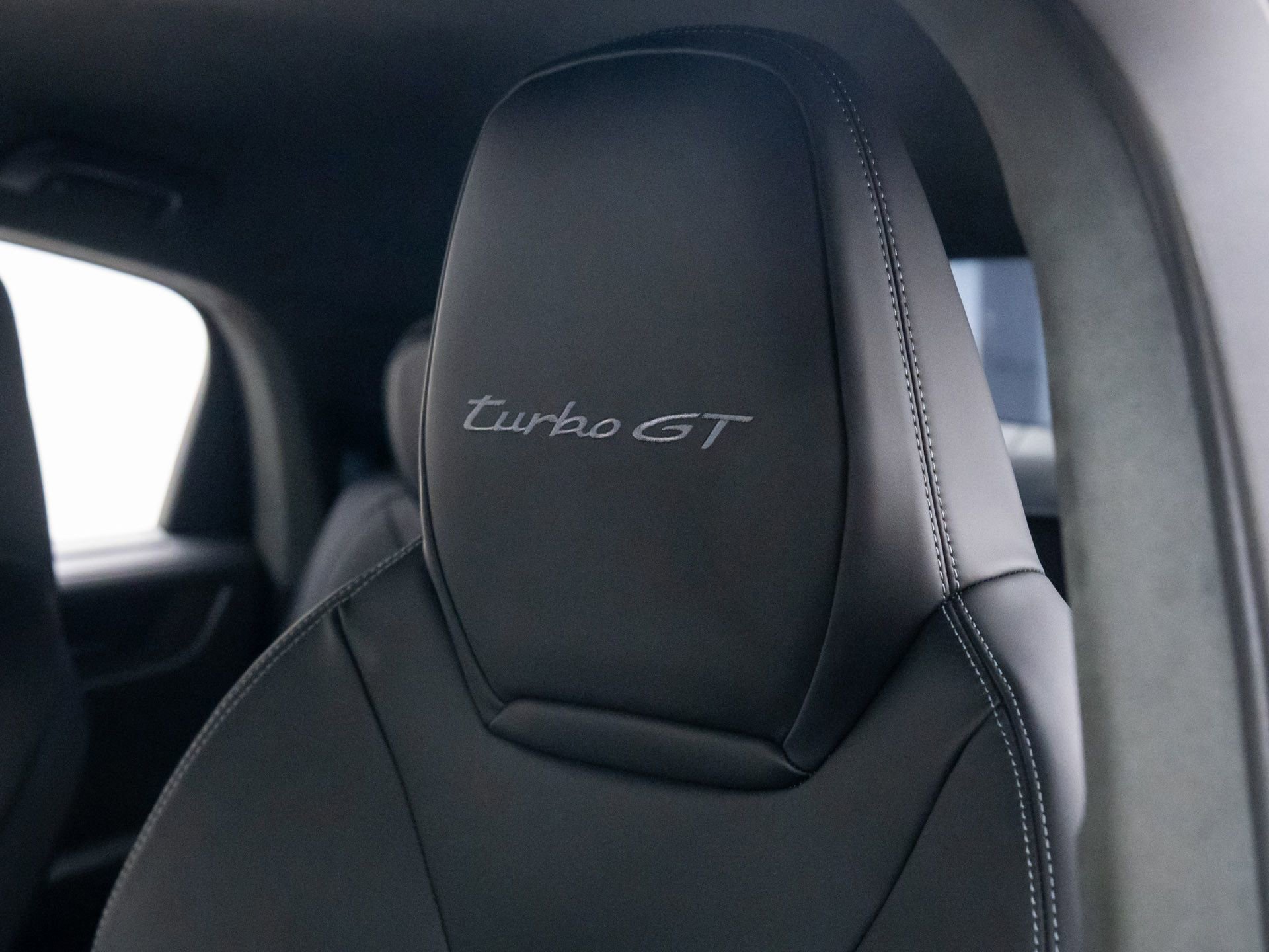 Certified 2024 Porsche Cayenne Turbo GT image 18