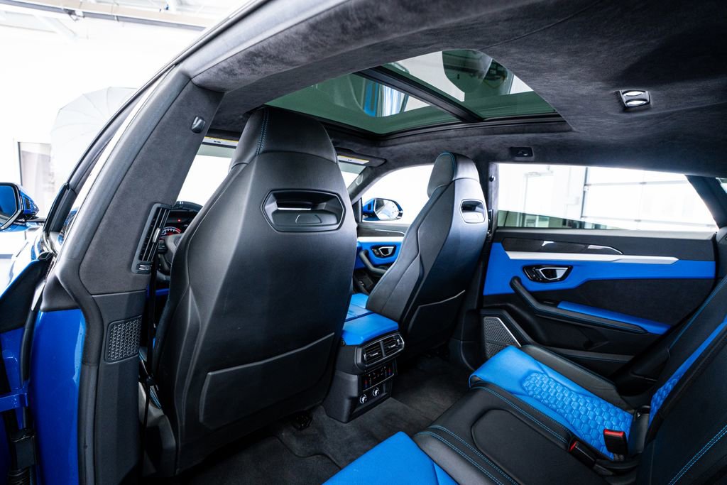 Used 2020 Lamborghini Urus image 65