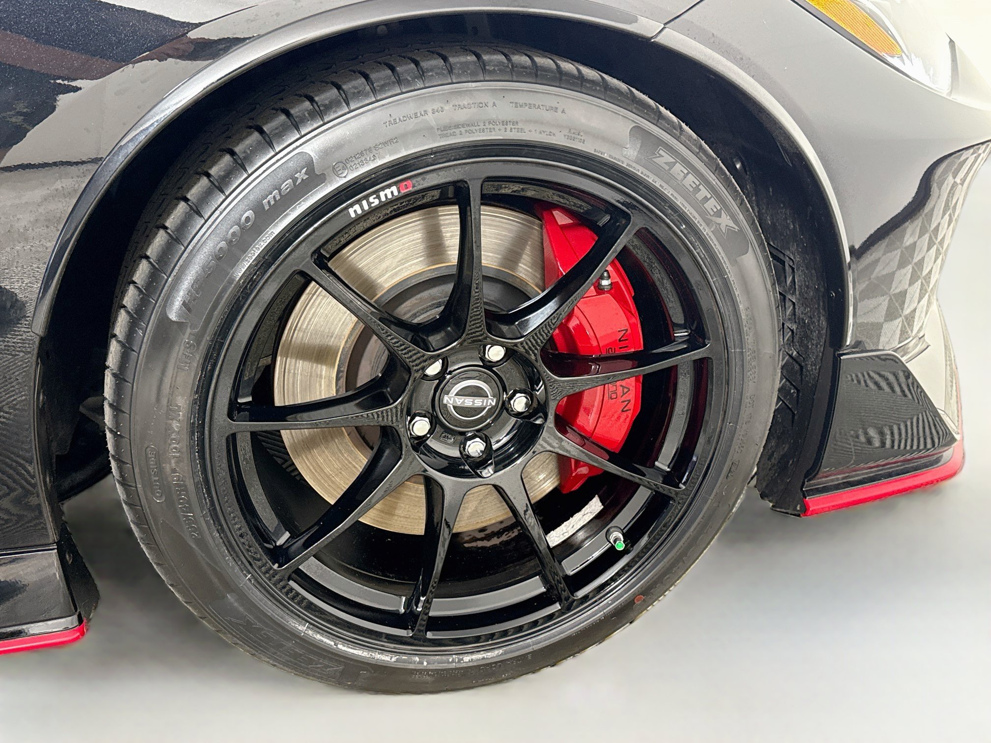 Used 2024 Nissan Z NISMO w/ Floor Mat Package RWD image 28