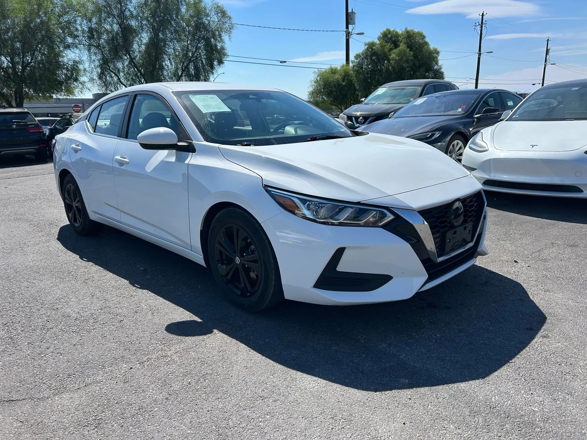 Used 2022 Nissan Sentra SV image 3