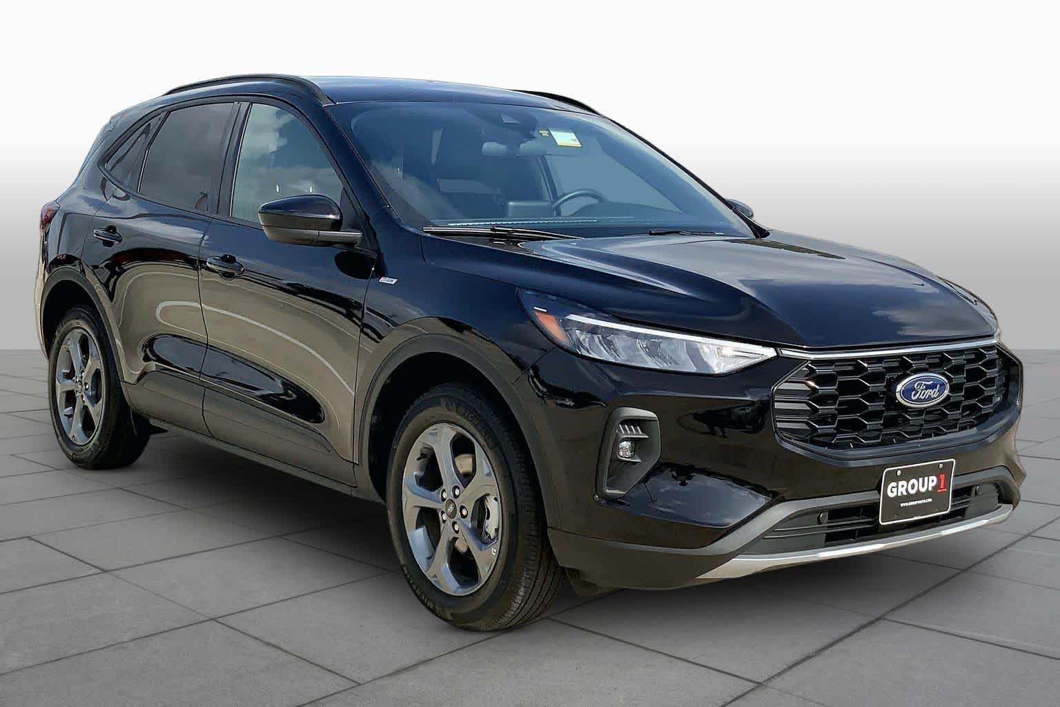 Used 2025 Ford Escape ST-Line Select AWD/4WD image 3