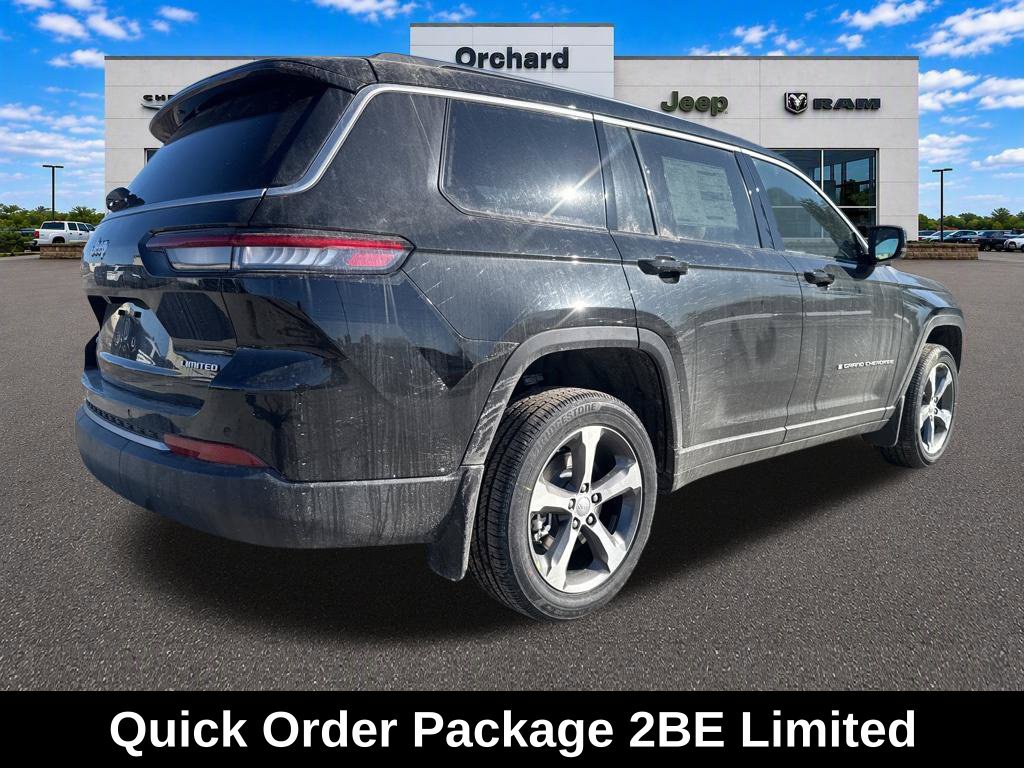 New 2026 Jeep Grand Cherokee L Limited w/ MOPAR Finishing Package AWD/4WD image 3