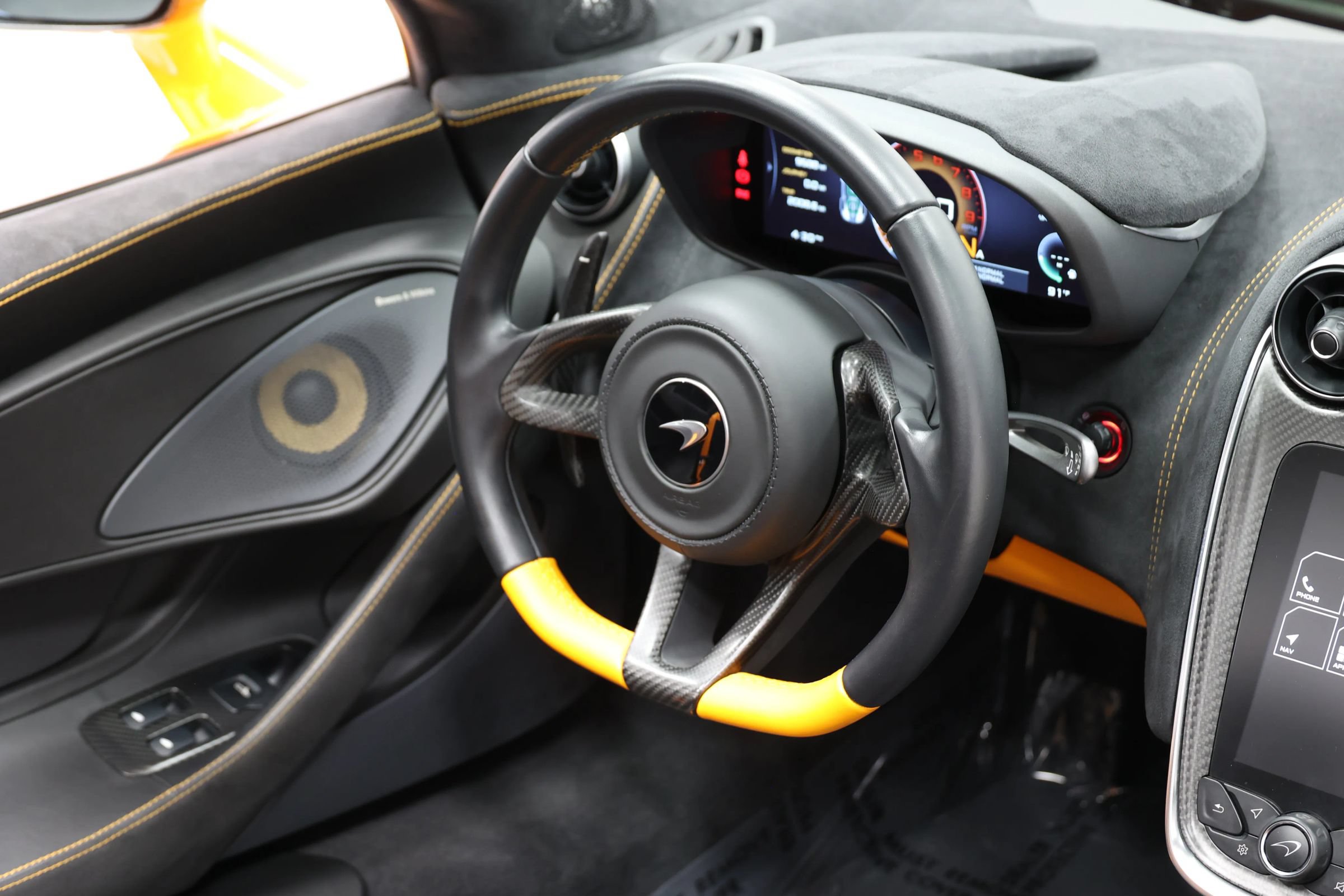 Used 2019 McLaren 570S Spider RWD image 91
