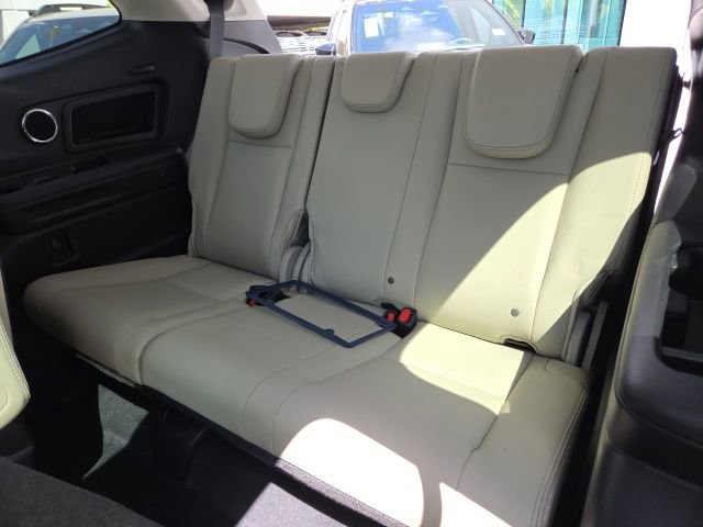 Certified 2023 Subaru Ascent Limited w/ Technology Package image 25