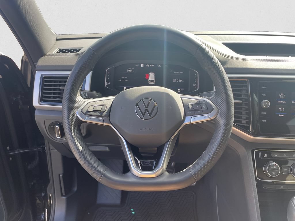 Certified 2023 Volkswagen Atlas Cross Sport SEL Premium R-Line AWD/4WD image 12
