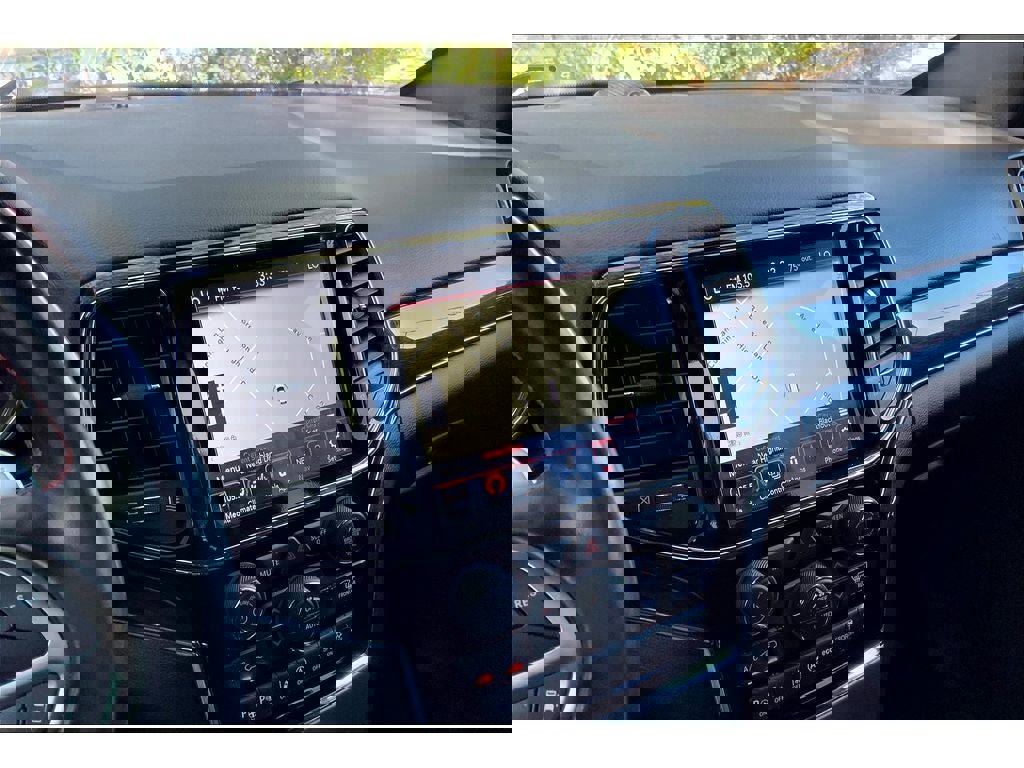 Used 2020 Jeep Grand Cherokee Trailhawk w/ Premium Lighting Group image 6