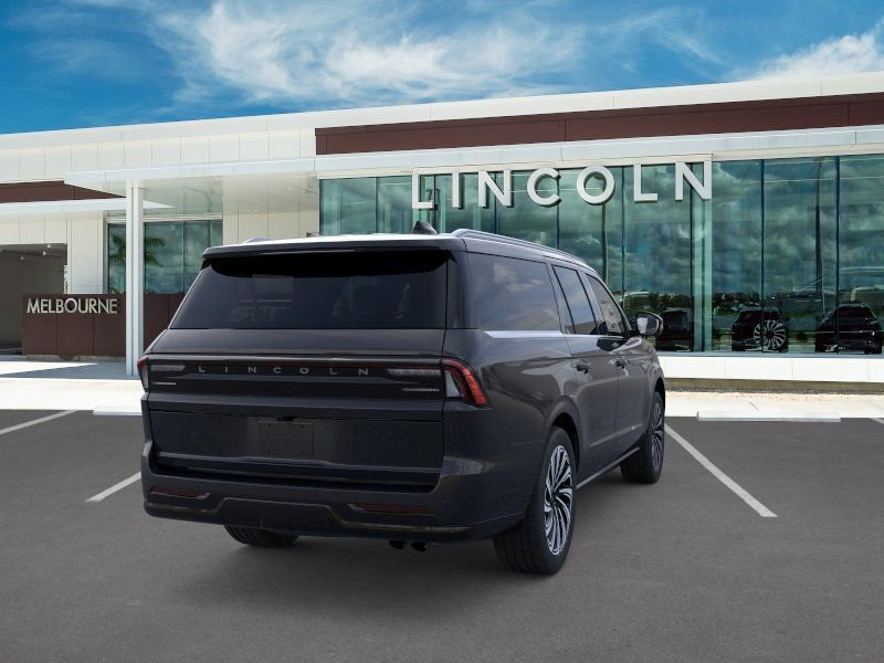 New 2026 Lincoln Navigator L Black Label AWD/4WD image 8