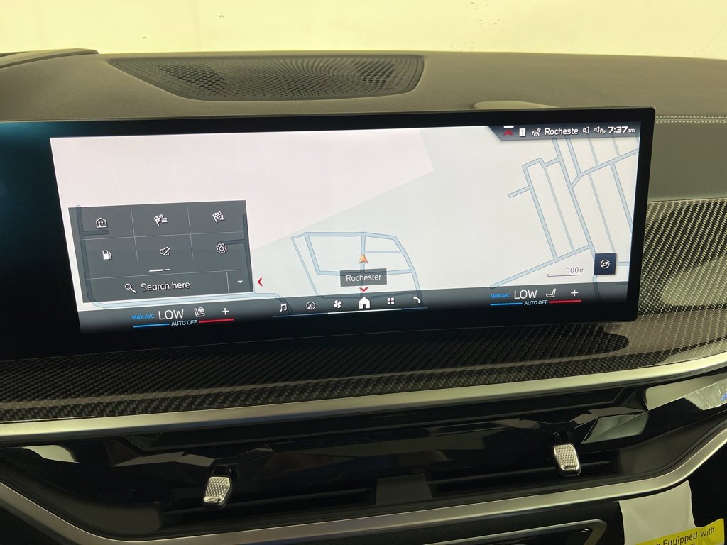 Used 2025 BMW X7 M60i w/ Climate Comfort Package image 7