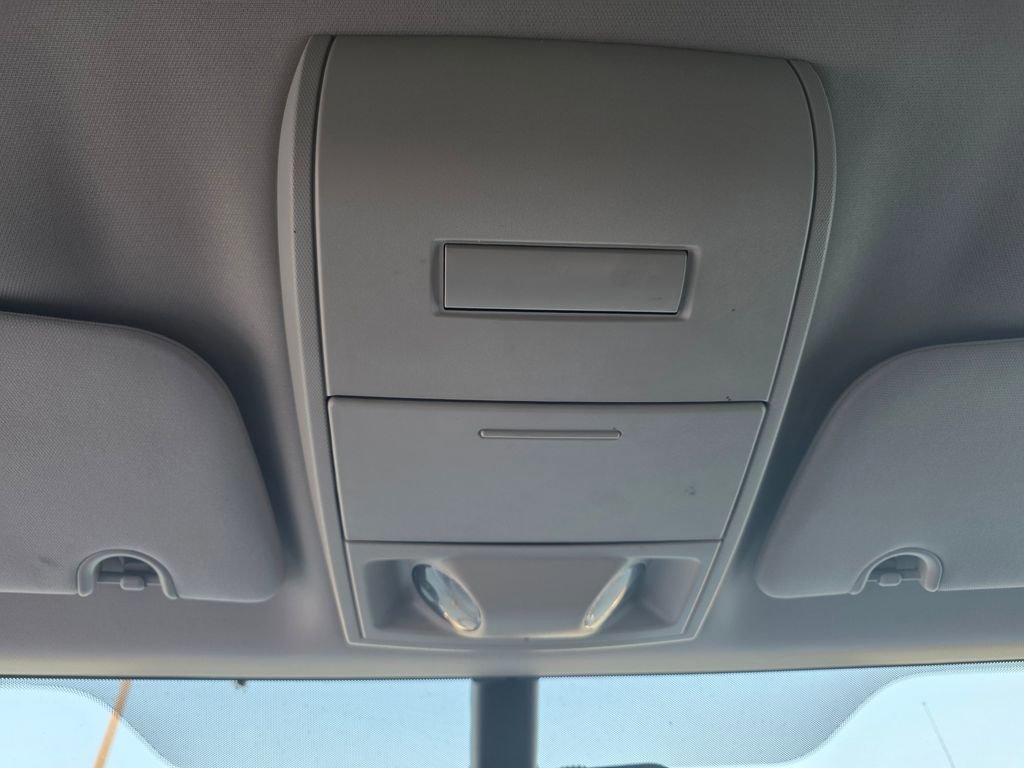 Used 2020 Dodge Grand Caravan SE w/ UConnect Hands-Free Group image 22