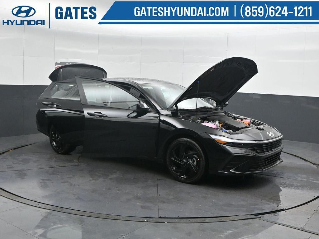 New 2026 Hyundai Elantra SEL FWD image 51