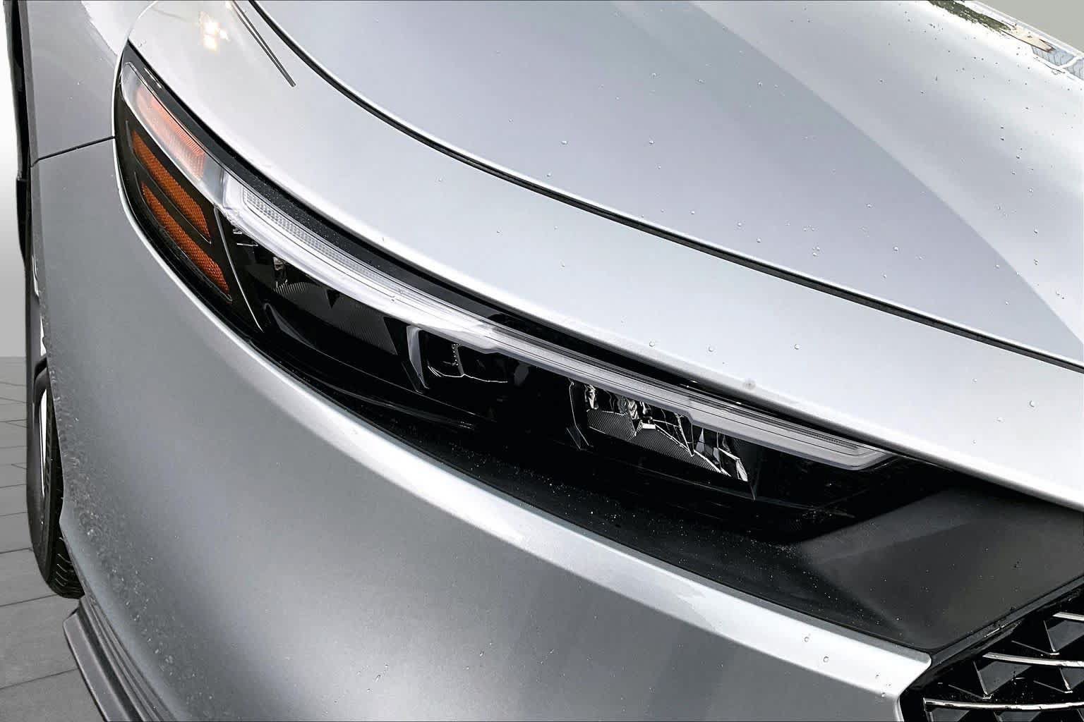Used 2023 Honda Accord EX image 28