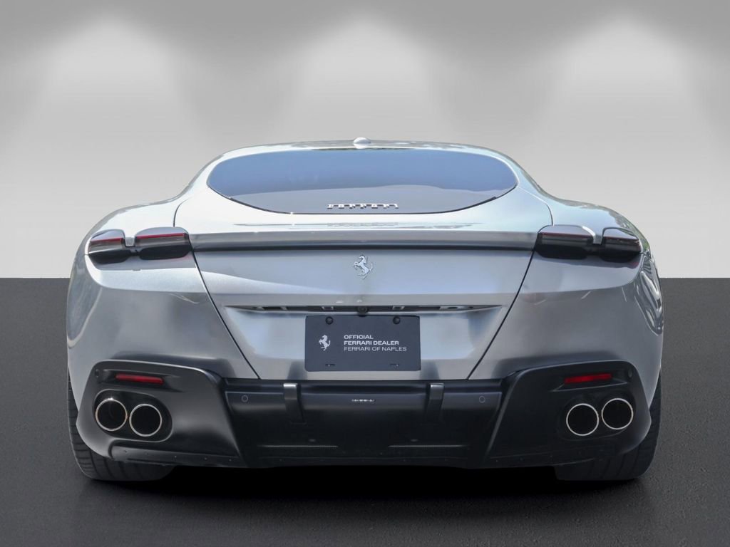 Certified 2021 Ferrari Roma RWD image 4