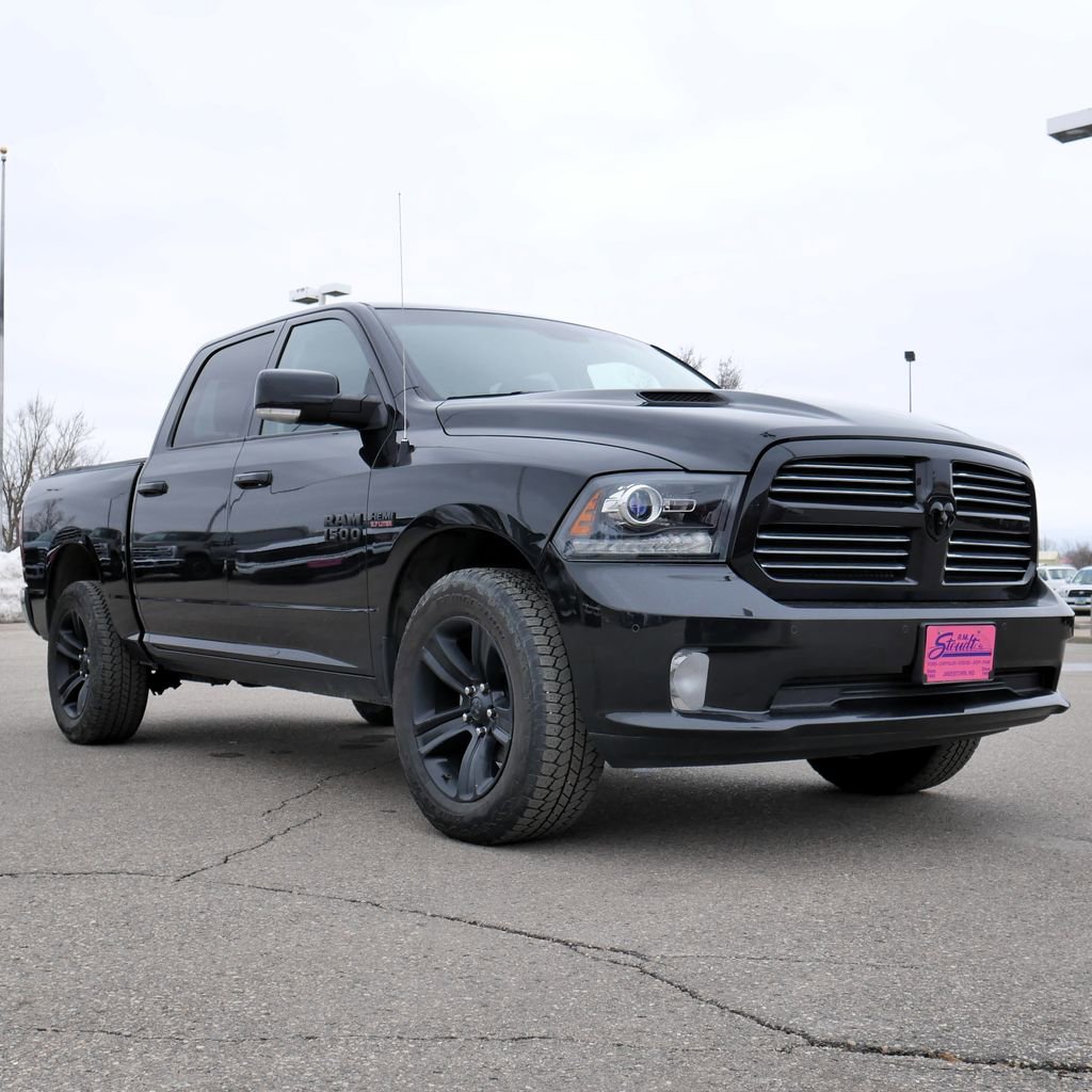 Used 2017 RAM 1500 Sport w/ Black Ram 1500 Sport Group image 13