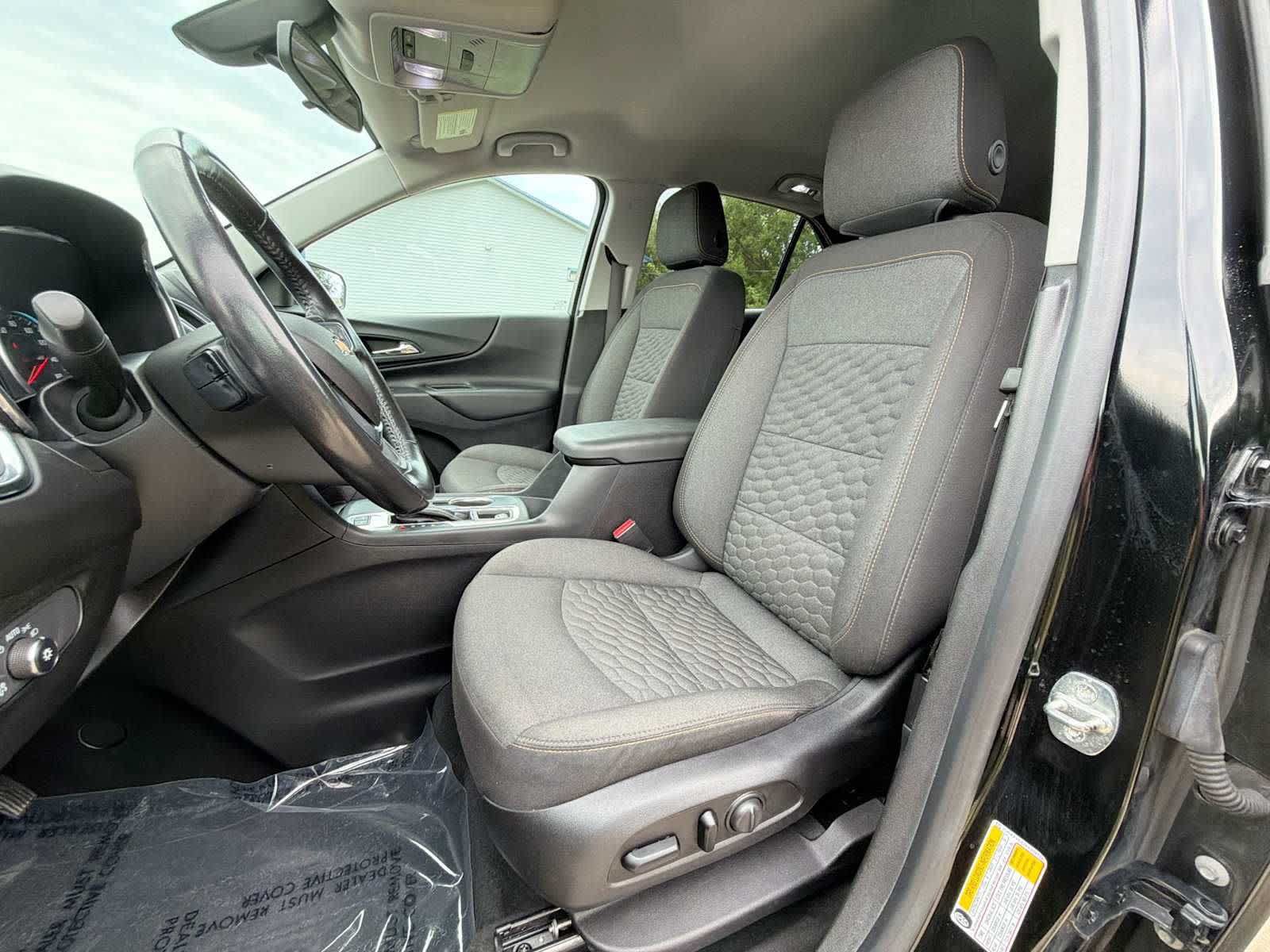 Used 2019 Chevrolet Equinox LT AWD/4WD image 13