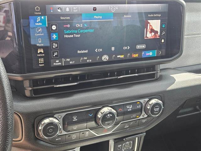 Used 2024 Jeep Wrangler Unlimited Sport AWD/4WD image 14