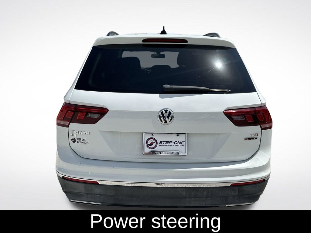 Used 2018 Volkswagen Tiguan SE image 5