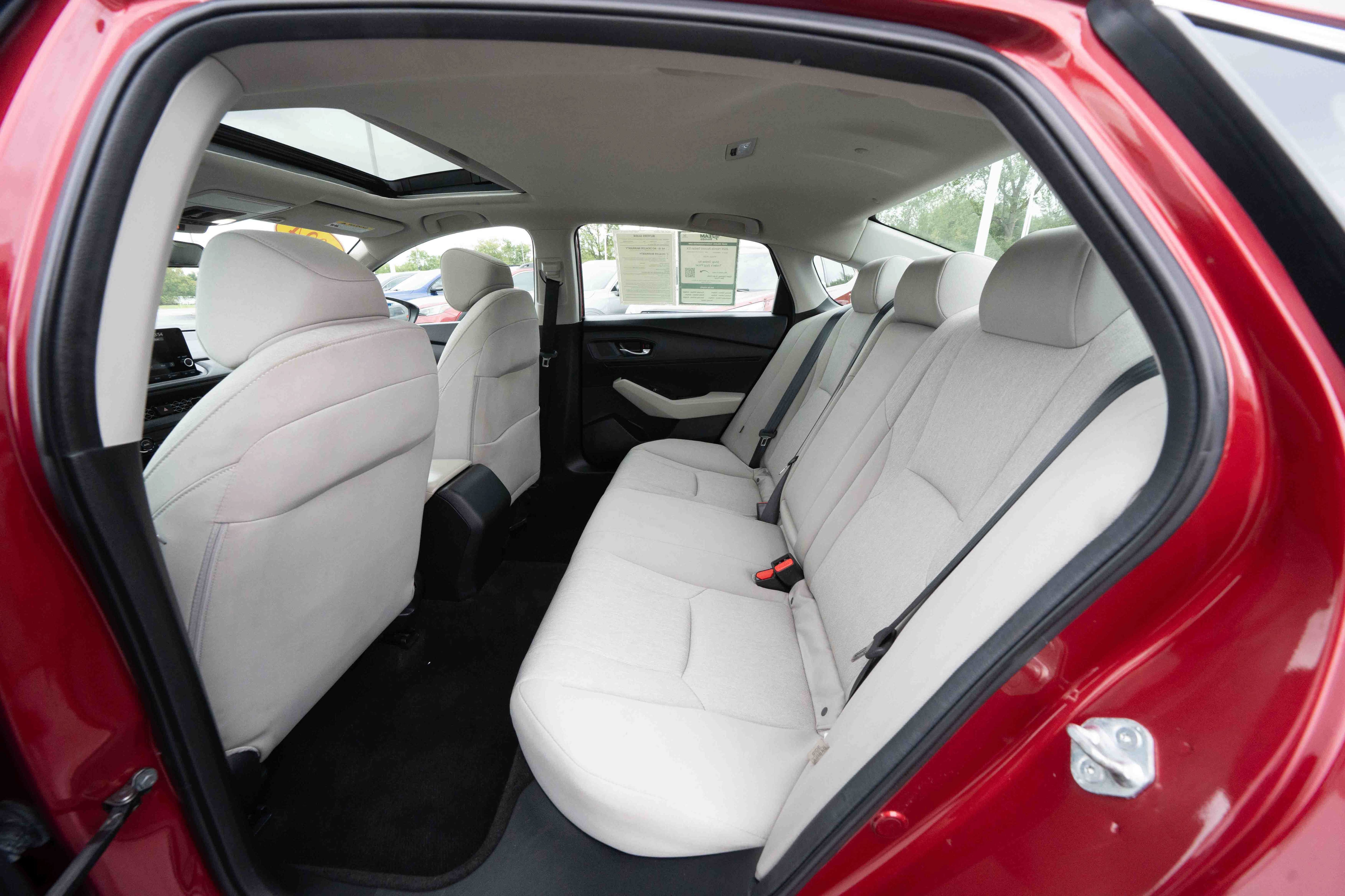 Used 2024 Honda Accord EX image 23