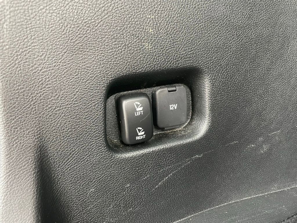 Used 2023 Ford Edge SEL image 33