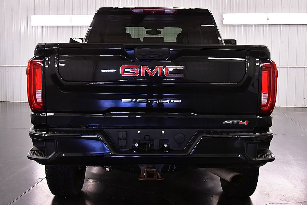 Used 2022 GMC Sierra 2500 AT4 w/ Gooseneck/5TH Wheel Package AWD/4WD image 6
