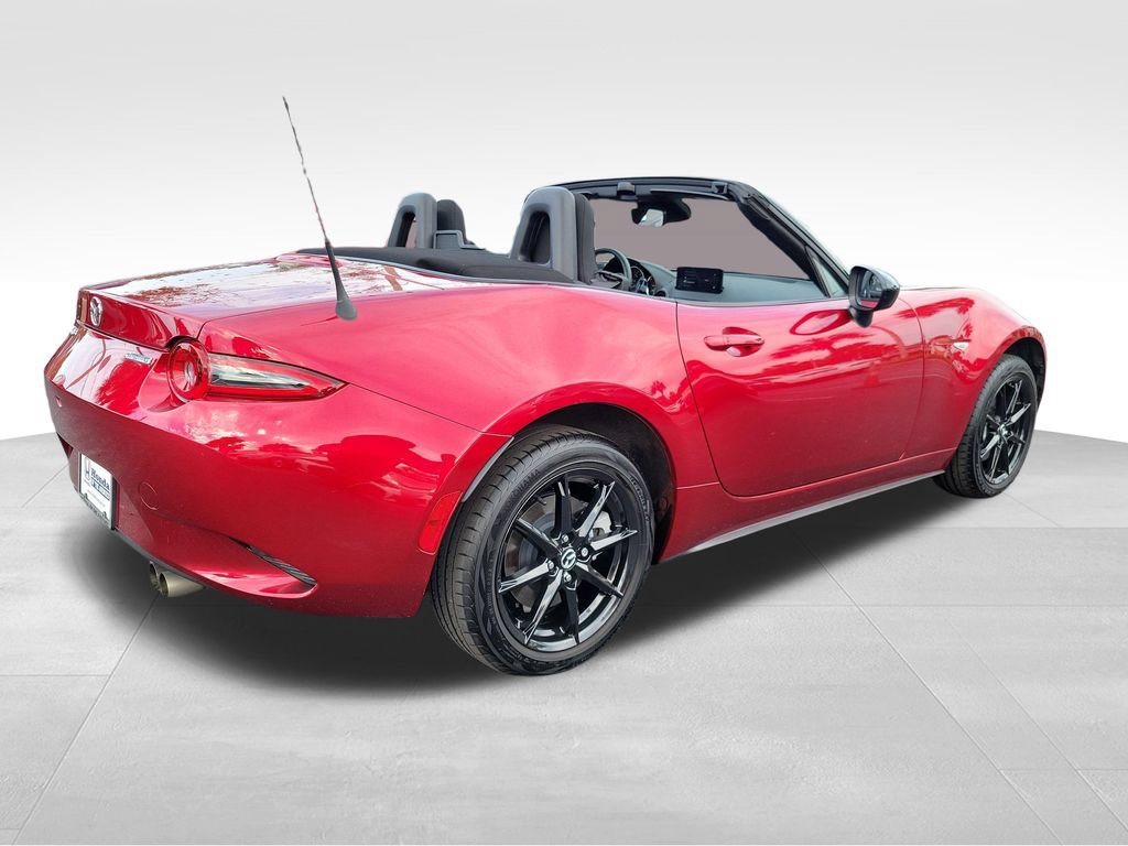 Used 2025 MAZDA MX-5 Miata Sport RWD image 10