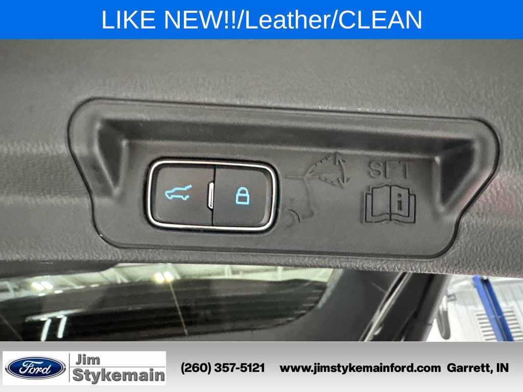 Used 2024 Ford Explorer XLT w/ Equipment Group 202A AWD/4WD image 8