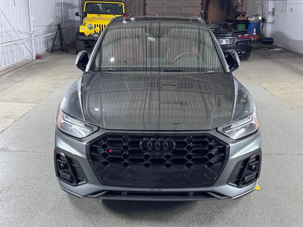 Used 2023 Audi SQ5 Premium Plus w/ Premium Plus Package AWD/4WD image 2