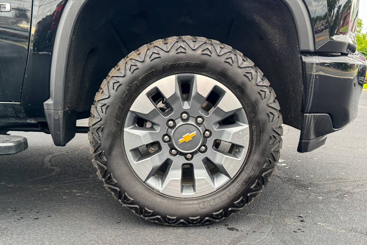 Used 2022 Chevrolet Silverado 2500 Custom w/ Gooseneck/5TH Wheel Package AWD/4WD image 11