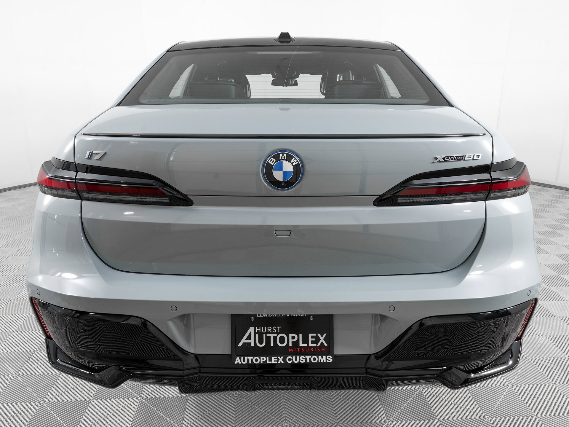 Used 2023 BMW i7 xDrive60 AWD/4WD image 6