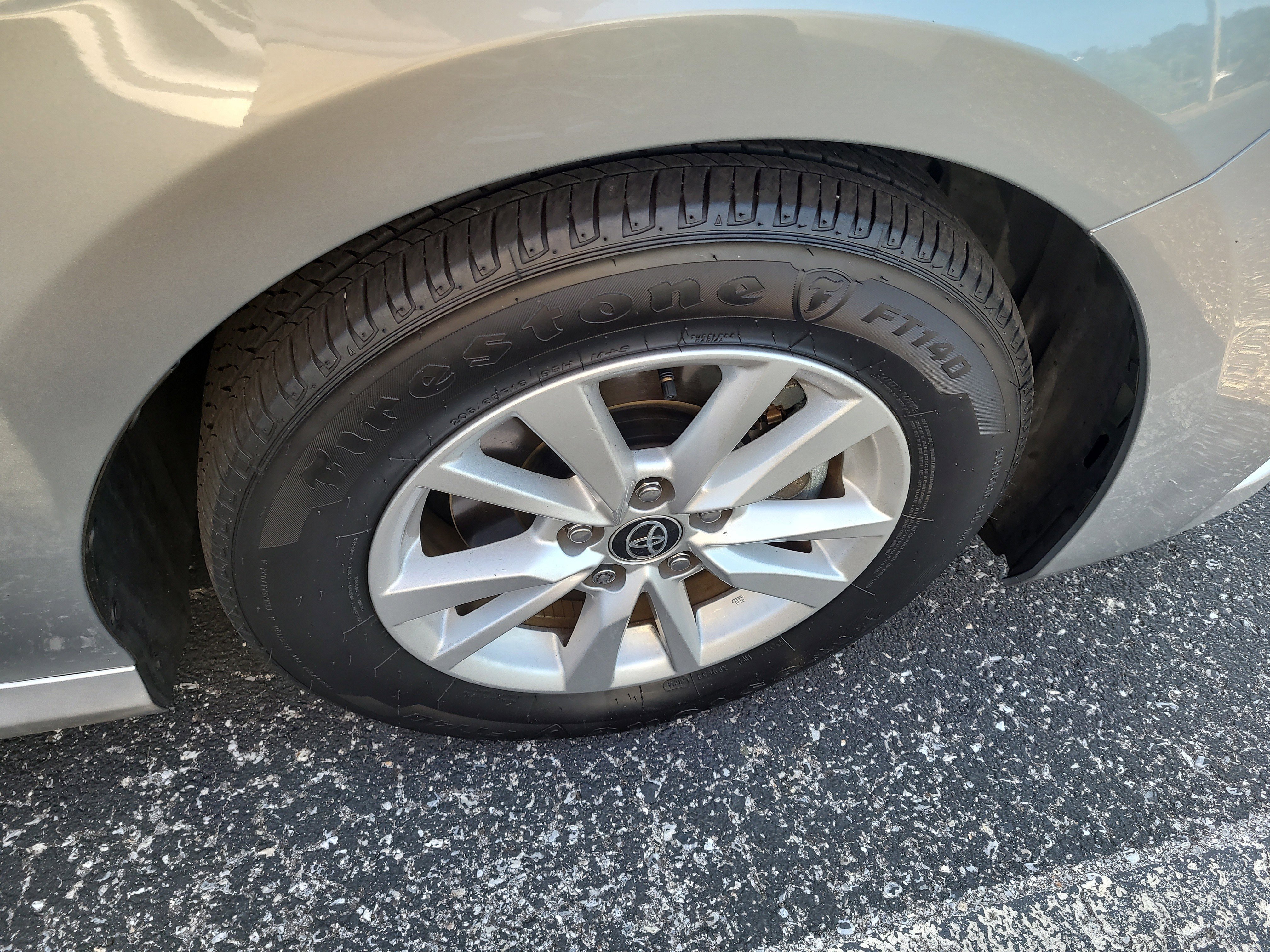 Used 2025 Toyota Camry LE image 9