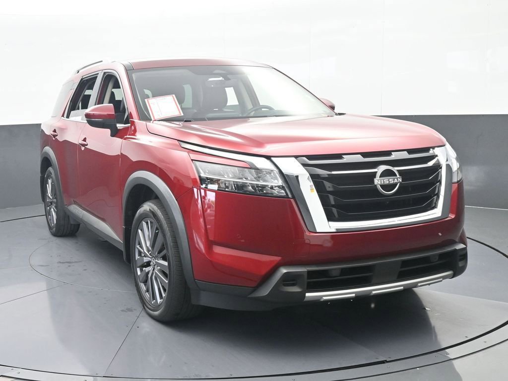 Used 2024 Nissan Pathfinder SL w/ SL Premium Package image 9