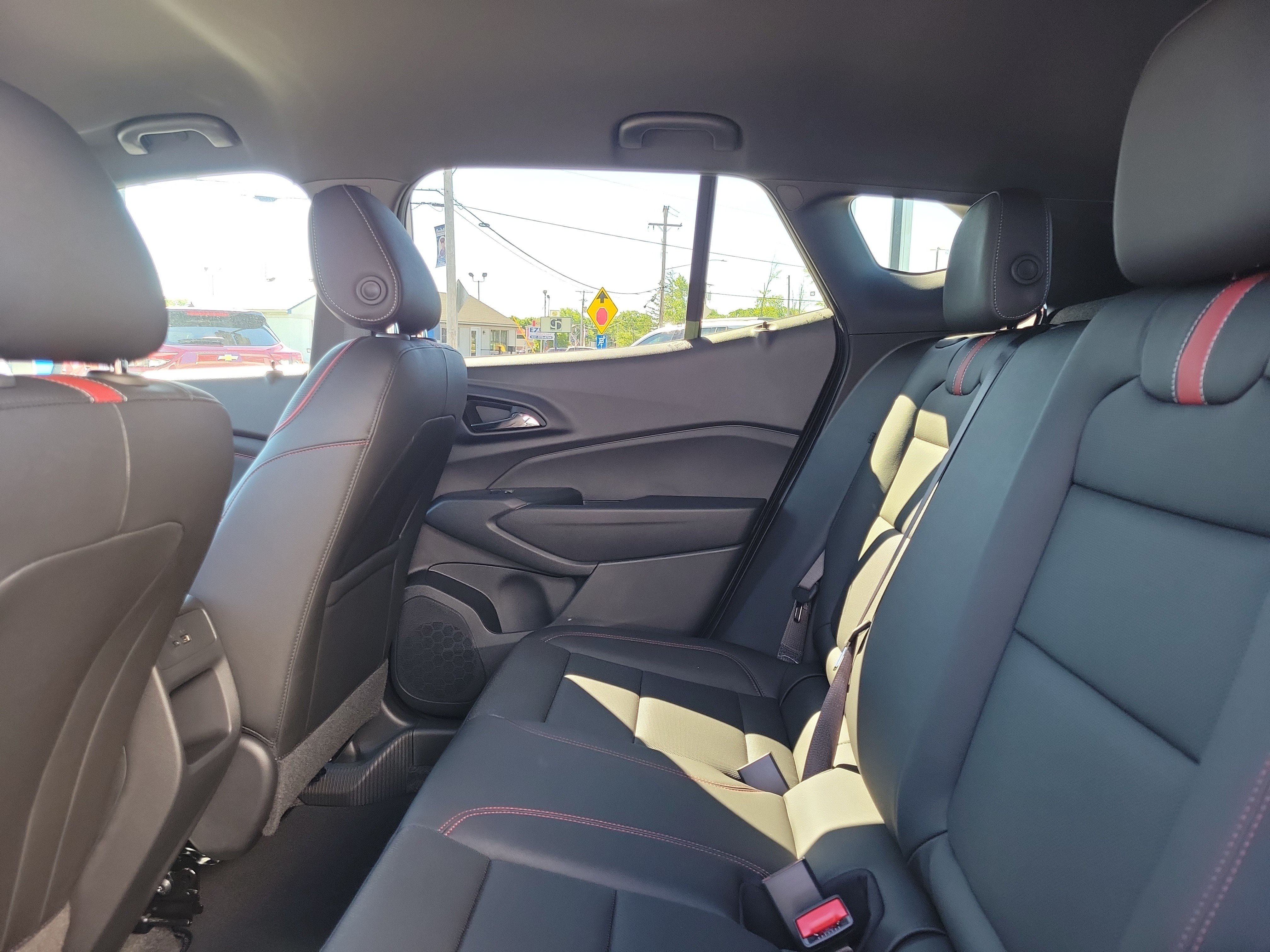 Used 2026 Chevrolet Trax RS w/ Driver Confidence Package FWD image 11