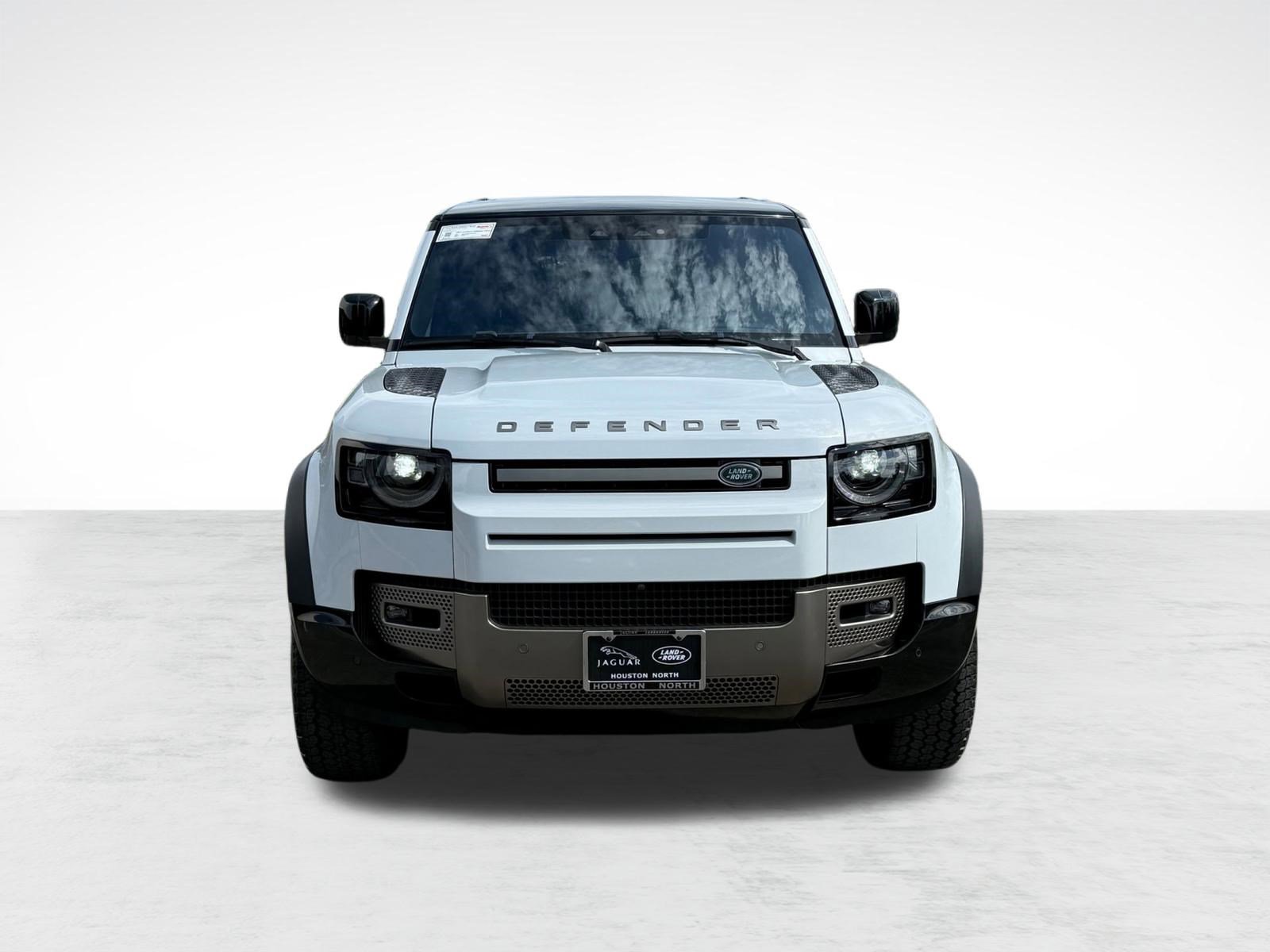 Used 2021 Land Rover Defender 110 X-Dynamic SE AWD/4WD image 6