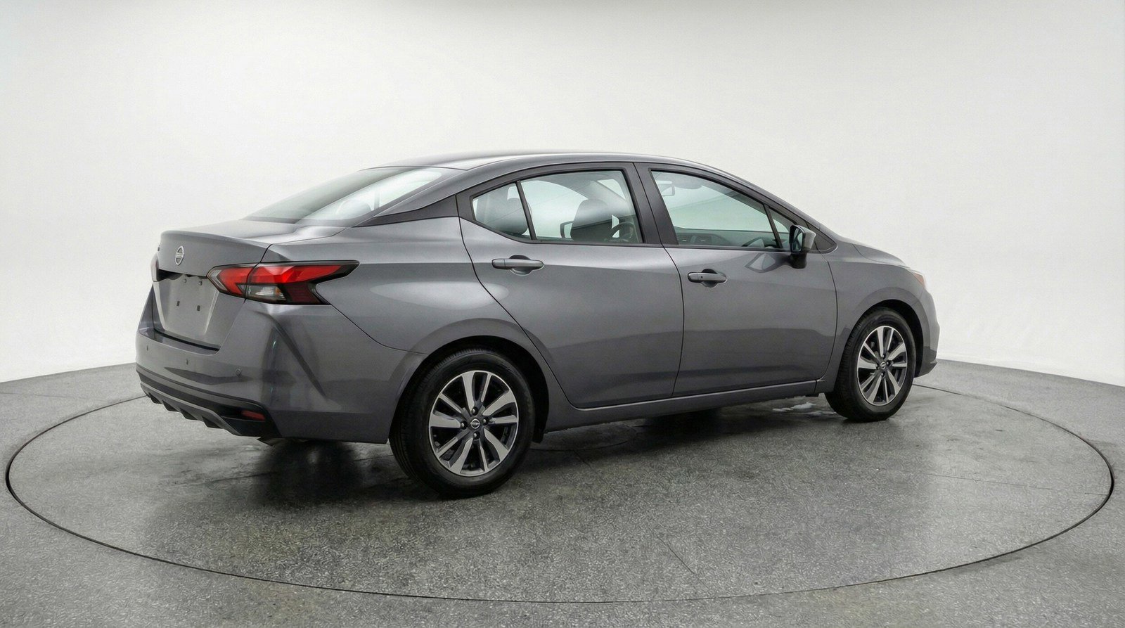 Used 2025 Nissan Versa SV FWD image 7