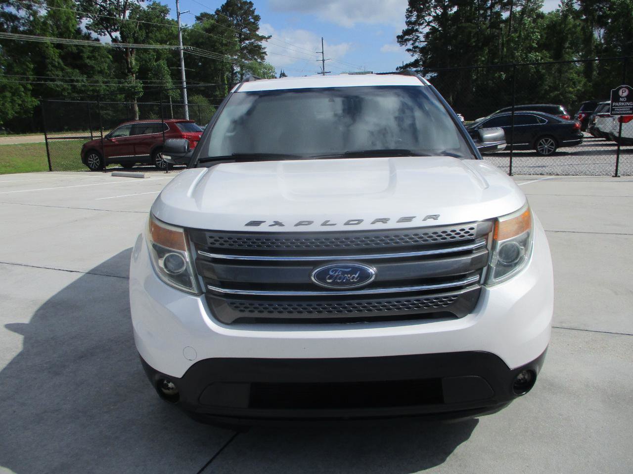 Used 2015 Ford Explorer XLT w/ Equipment Group 202A image 27
