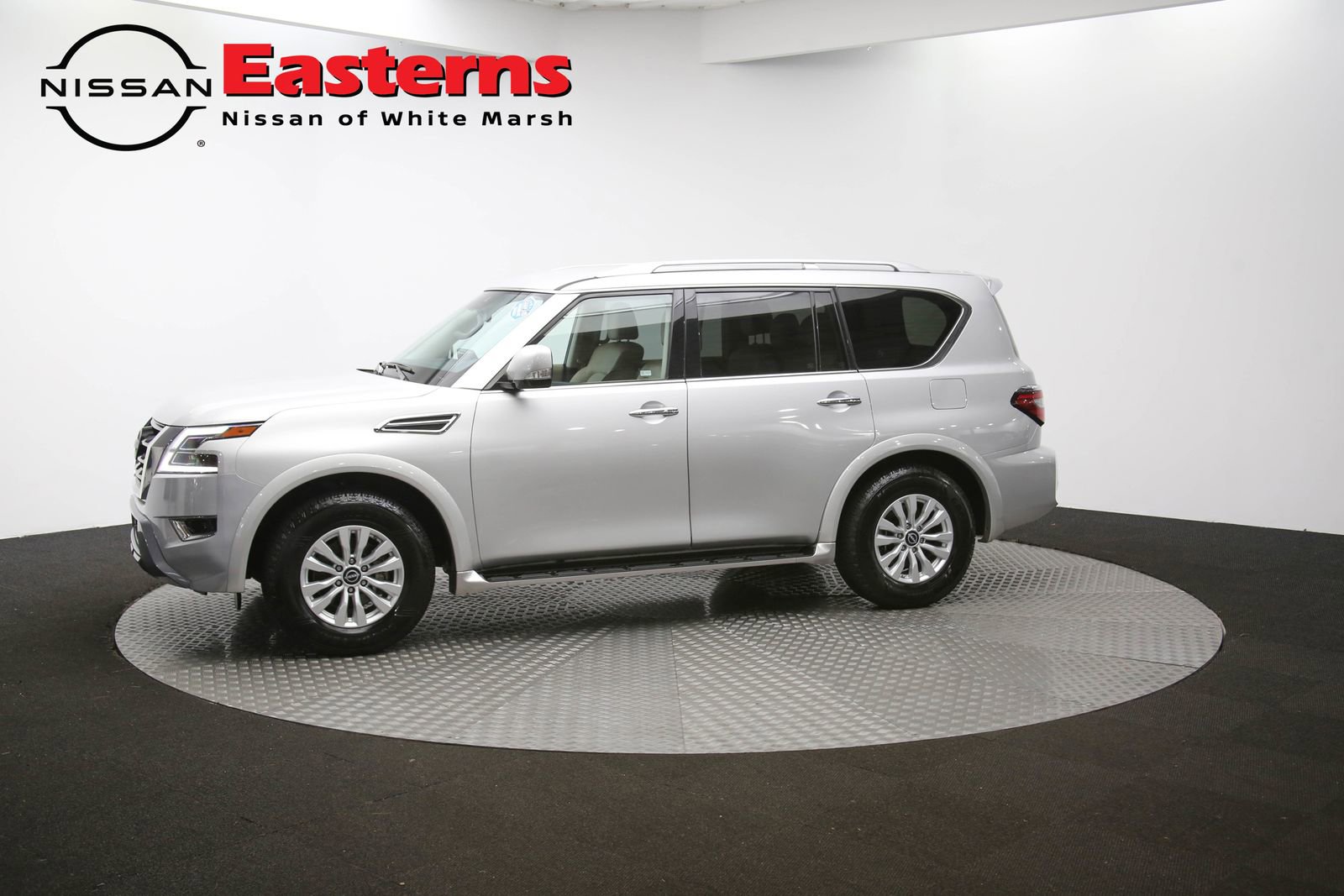 Used 2024 Nissan Armada SV image 56