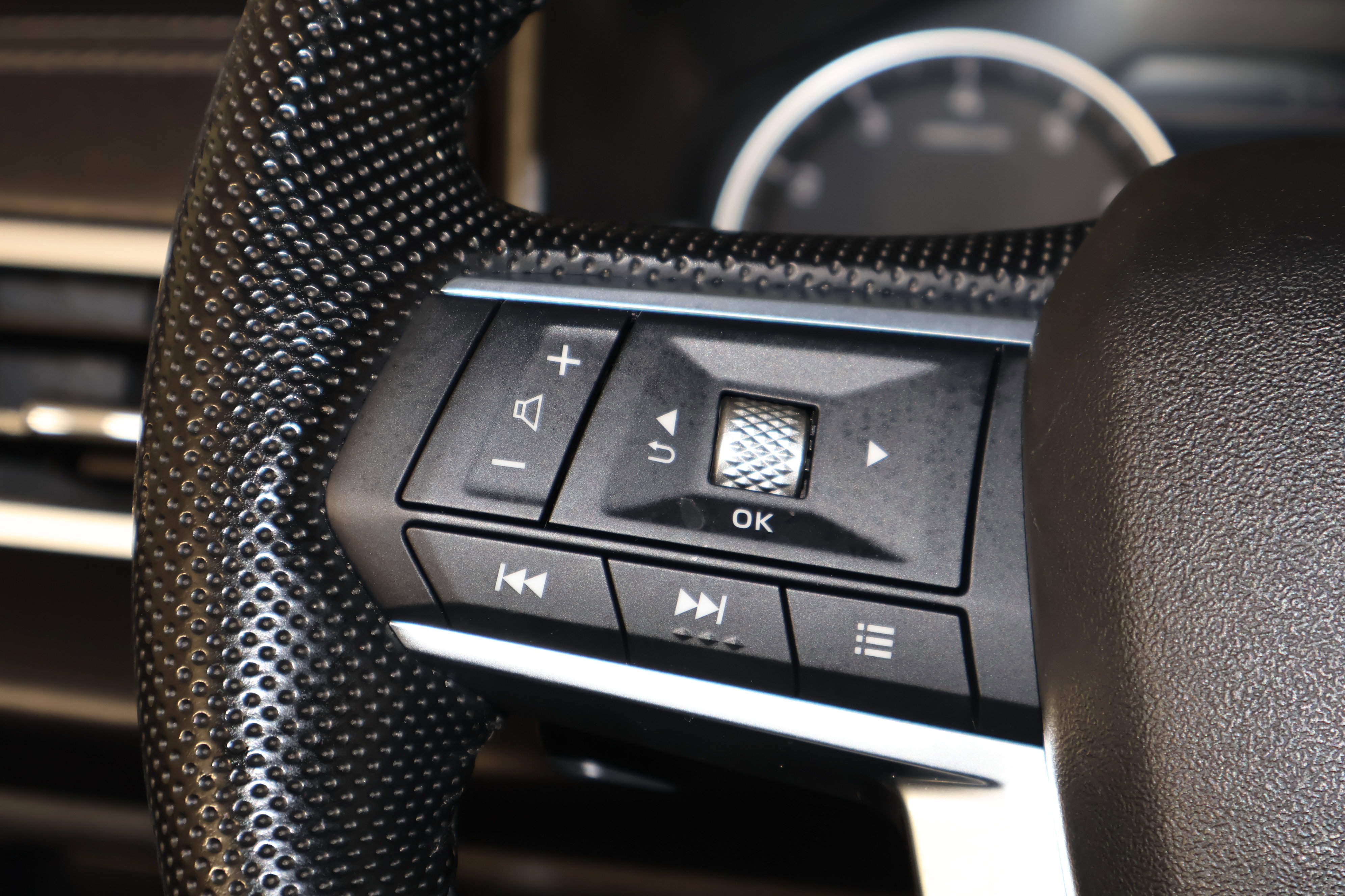 Used 2023 Mitsubishi Outlander SE AWD/4WD image 20