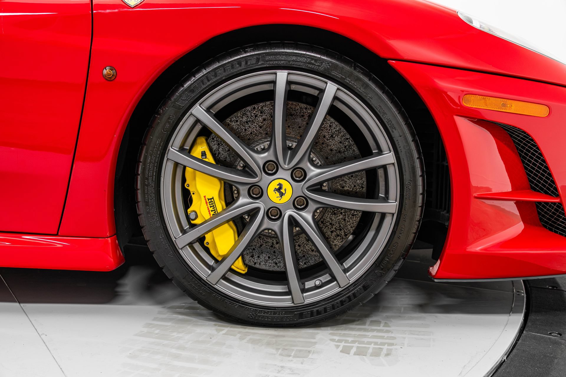 Used 2009 Ferrari F430 Scuderia RWD image 17