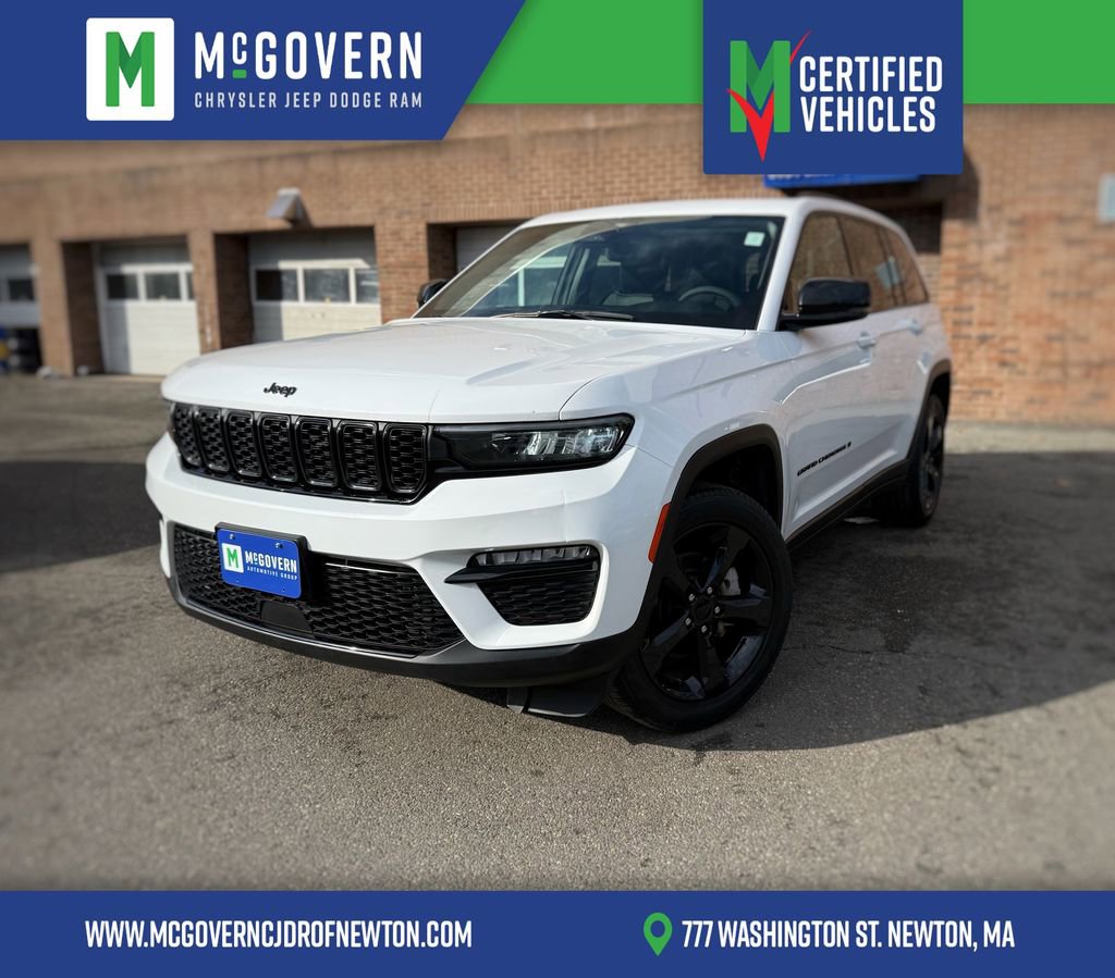 Used 2023 Jeep Grand Cherokee Limited w/ Black Appearance Package