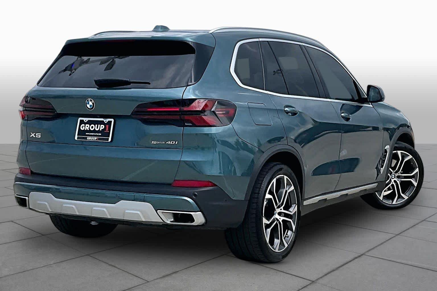 Used 2025 BMW X5 sDrive40i w/ Premium Package RWD image 12