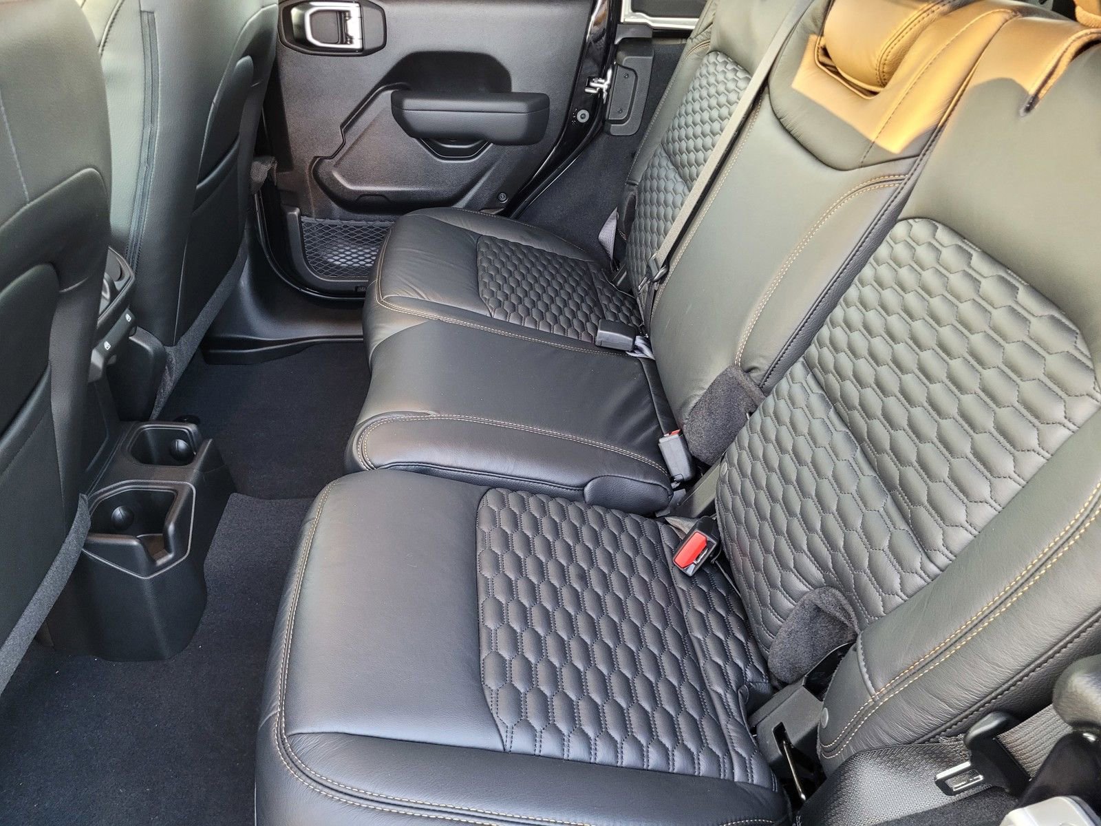 New 2026 Jeep Wrangler Unlimited Sport AWD/4WD image 16