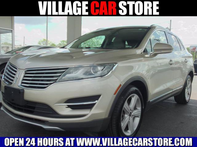 Used 2017 Lincoln MKC Premiere FWD image 1