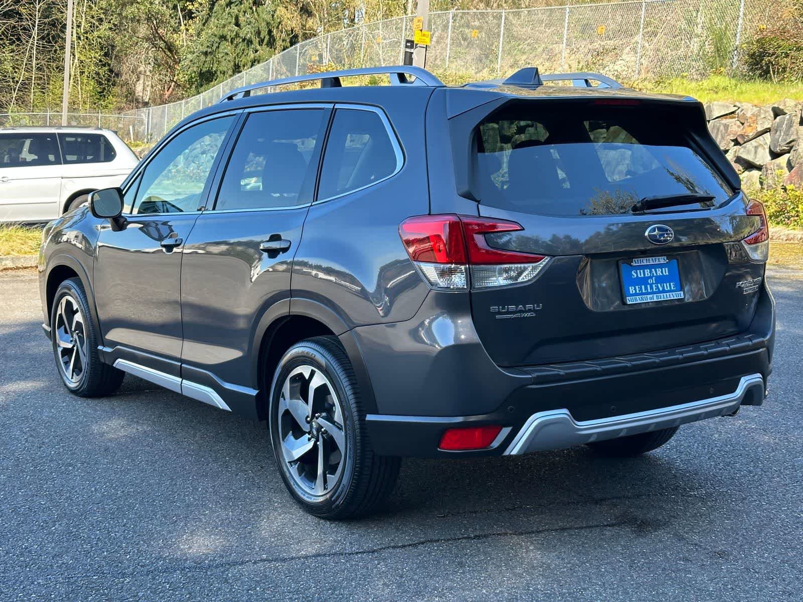 Certified 2023 Subaru Forester Touring AWD/4WD image 3