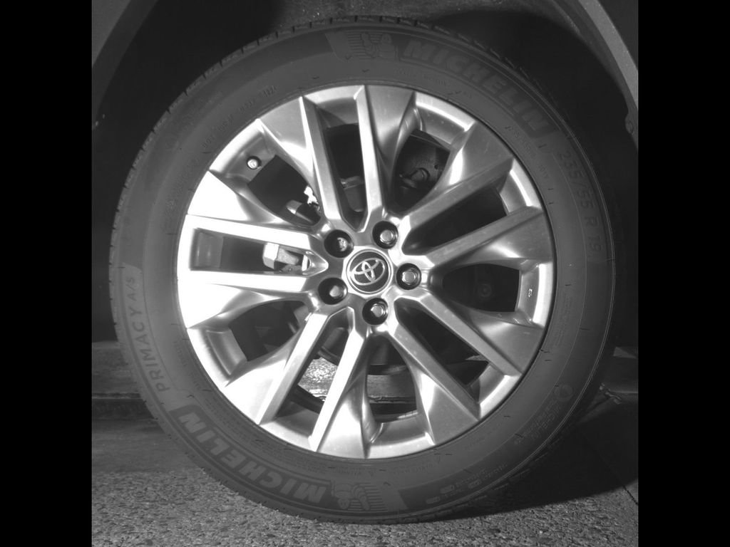 Used 2025 Toyota RAV4 XLE Premium w/ Weather Package image 13