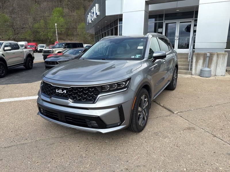 Used 2023 Kia Sorento SX Prestige w/ Panoramic Sunroof Package image 3