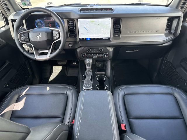 Used 2025 Ford Bronco Badlands image 18