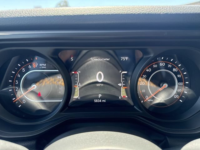 Used 2024 Jeep Gladiator Sport AWD/4WD image 14