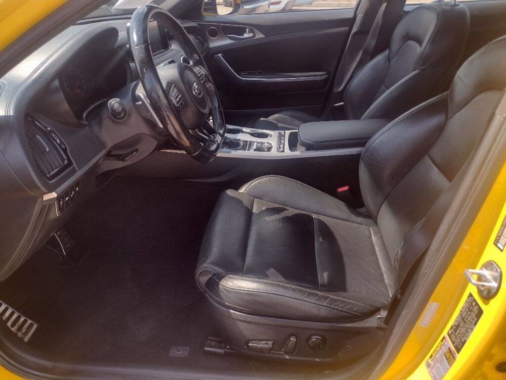 Used 2018 Kia Stinger GT w/ Limited Edition image 13